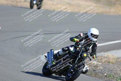 media/Feb-05-2023-Classic Track Day (Sun) [[c35aca4a42]]/Group 2/session 1 turn 9/